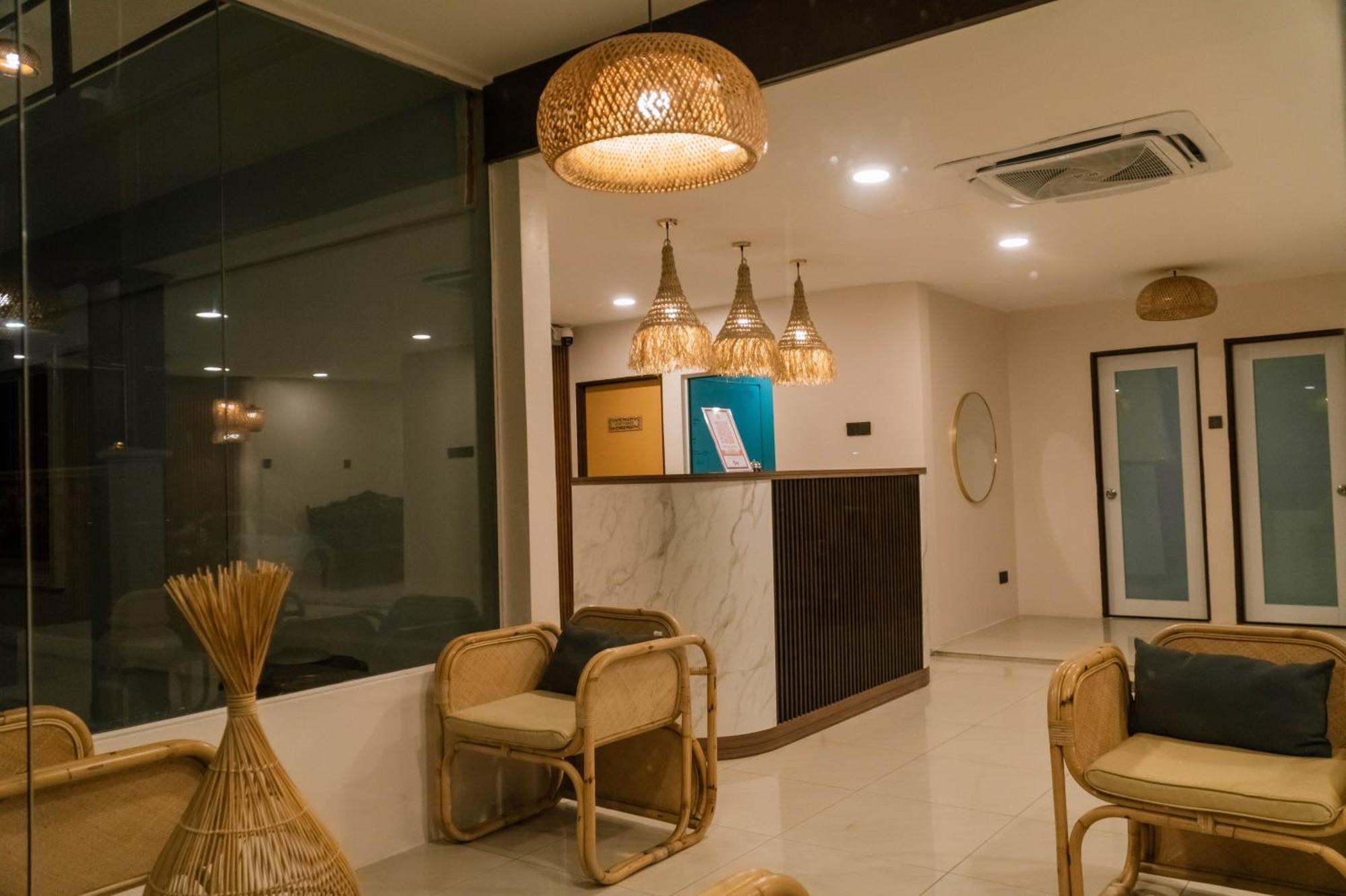 Mulyo Hotel Port Dickson Exterior photo